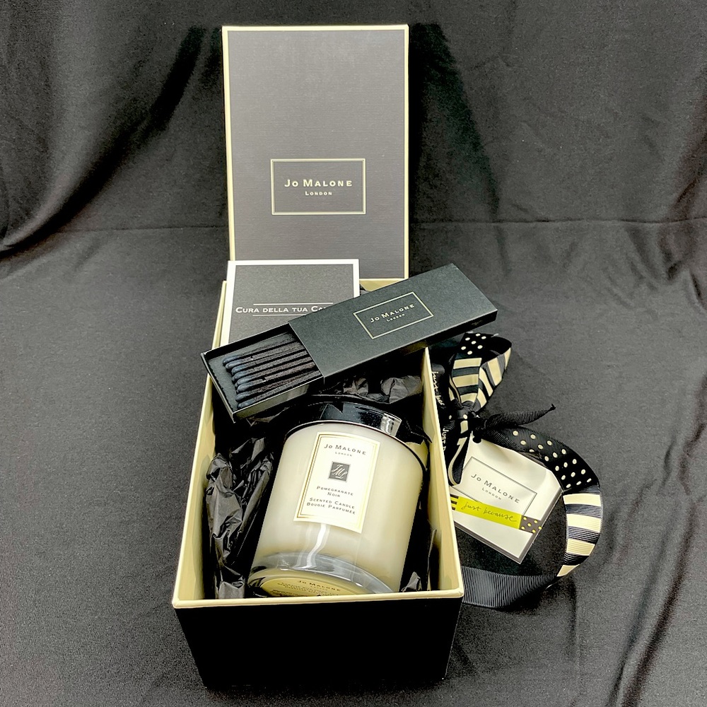 NIB - Pomegranate Noir candle gift set box by Joe Malone